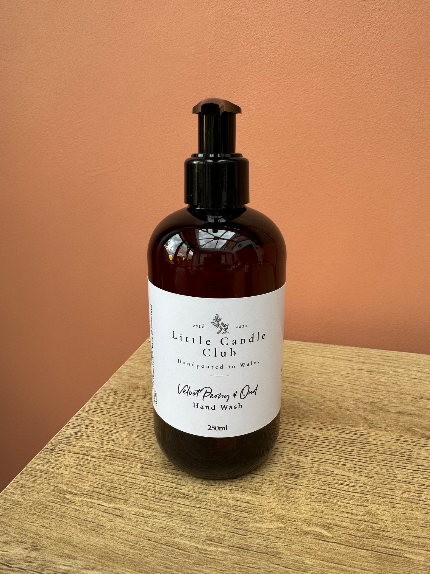 Velvet Peony & Oud Hand Wash